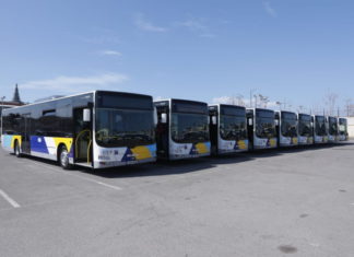 Εν μέσω καύσωνα, άλλη μία ταλαιπωρία για το επιβατικό κοινό: Εκτός λειτουργίας η τηλεματική του ΟΑΣΑ