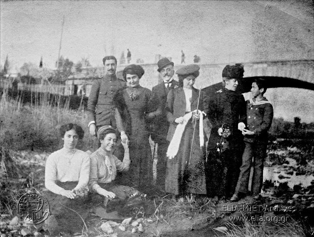 Οι Εικόνες (4) του 1900 από τον "Ποδονίφτη" στην γέφυρα οδού Χαλκίδος στη  Ν. Χαλκηδόνα υπενθυμίζουν τη σημασία της αρμονικής συνύπαρξης ανθρώπου και  φύσης - Ειδήσεις και Πληροφορίες για Νέα Φιλαδέλφεια και