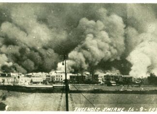 13 Σεπτεμβρίου 1922: Η Σμύρνη στις φλόγες – Η ημέρα που χάραξε την ταυτότητα της Νέας Φιλαδέλφειας