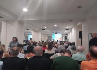 Με μεγάλη συμμετοχή η πρώτη παρουσία της Ελληνικής Αριστερής Συμπαράταξης στη Νέα Φιλαδέλφεια