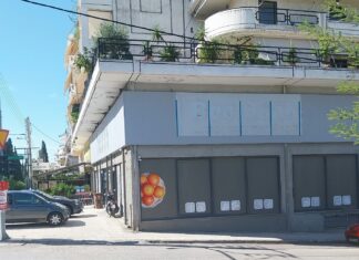 Τρεις μήνες με κατεβασμένα ρολά στη Δεκελείας & Τρωάδος – Τι συμβαίνει με το σούπερ μάρκετ;